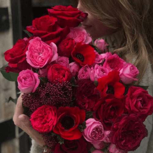 The Meaning, Symbolism and History of Red Roses